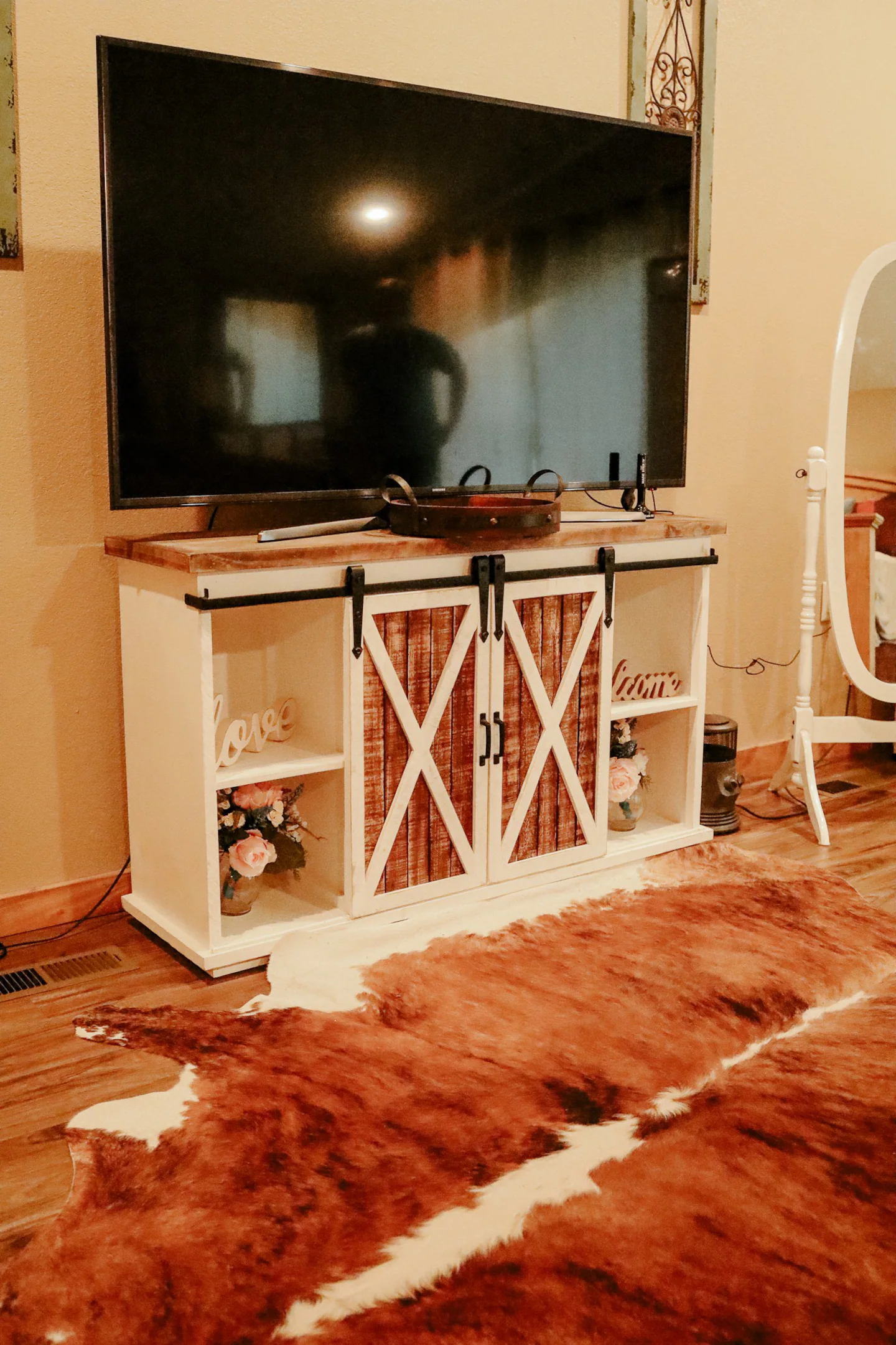 tv console with flat screen tv