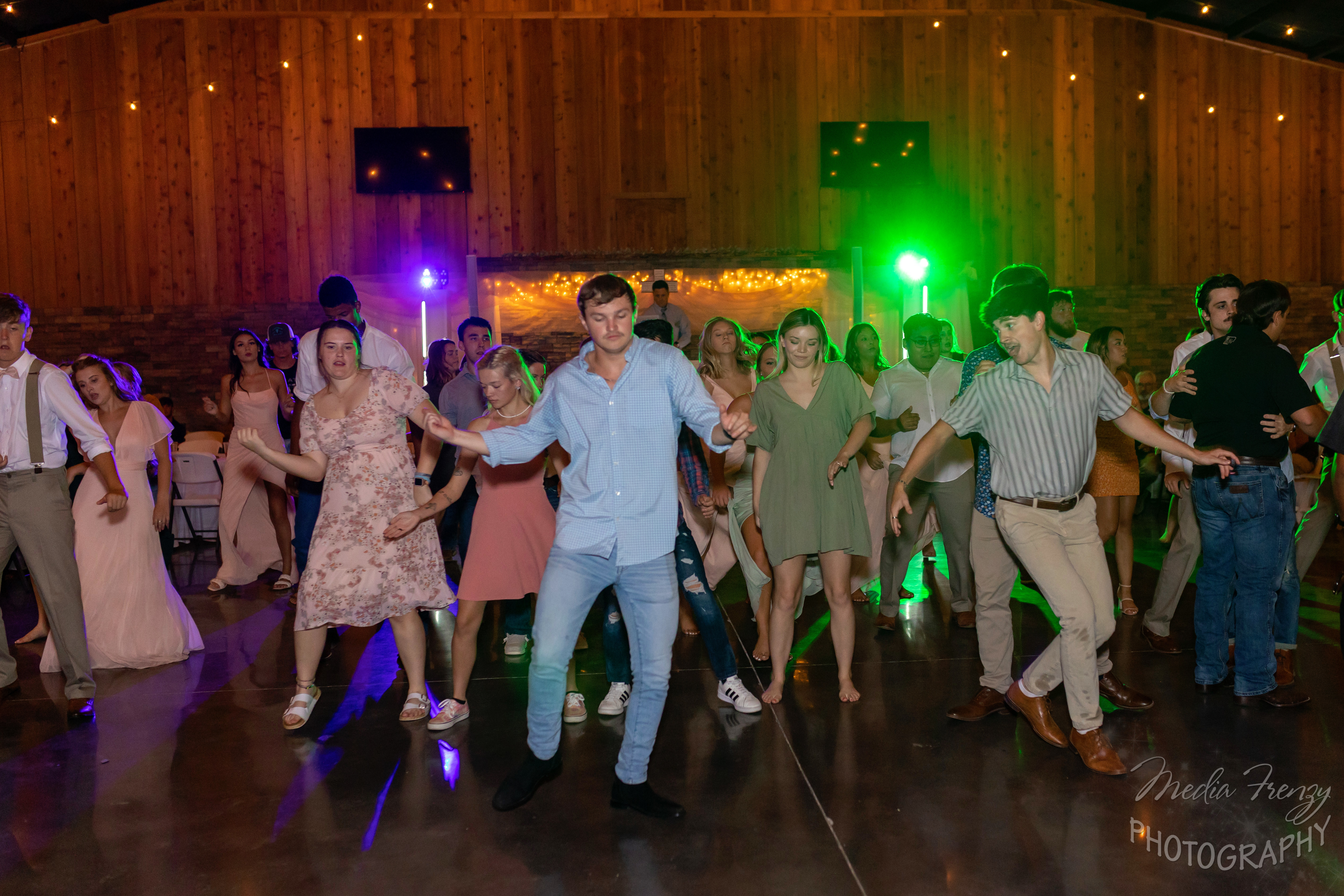 wedding guests dancing